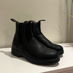 Blundstones